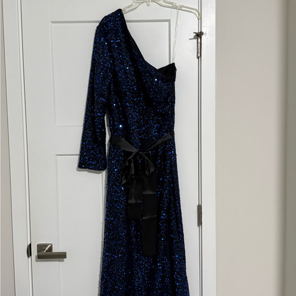 Elegant Black and Blue Sequin Dress